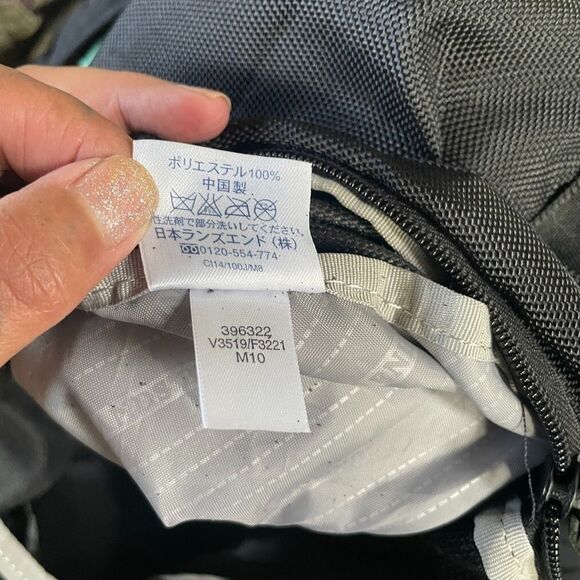 LANDS' END Black Square BIG DUFFLE TRAVEL BAG 30"  monogram - Picture 13 of 13